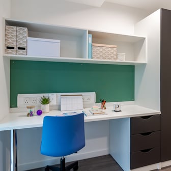 Penthouse En Suite - Image 3
